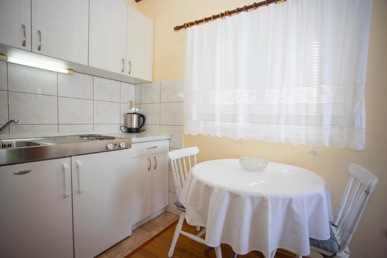 Apartmani Miki ポドゥゴラ エクステリア 写真